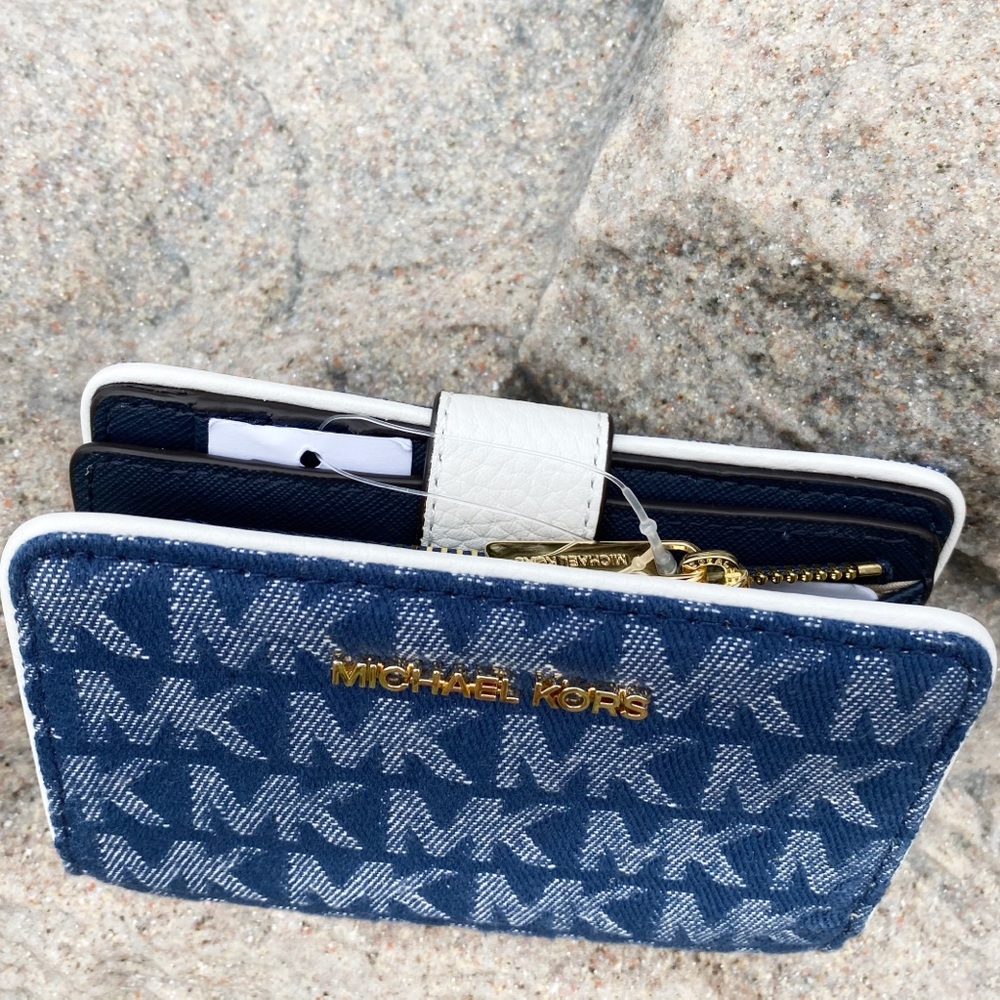 Michael Kors Bifold Zip Coin Wallet Denim MK - Picture 3 of 7